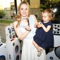 Jelena Veljača s kćerkom Lenom