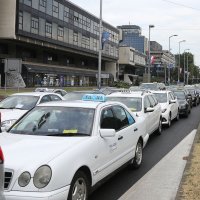 Prosvjed taksista u Zagrebu