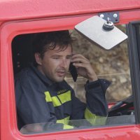 Vatrogasci na požarištu u Tučepima