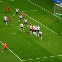 Alexis prijeti iz slobodnjaka