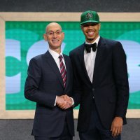 Jayson Tatum i Adam Silver