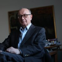 Nikica Valentić