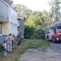 Olujni vjetar u Sisku i Popovači rušio stabla i prouzročio štetu