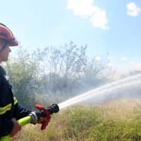 Gašenje požara u zaleđu Drniša