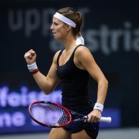 Mandy Minella (6)
