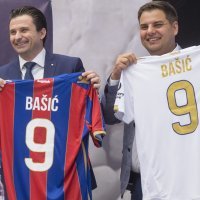Direktor Ultre Joe Bašić i direktor marketinga Hajduka Aljoša Bašic