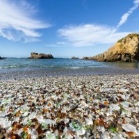 Staklena plaža, grad Fort Bragg u Kaliforniji