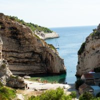 Stiniva, Vis