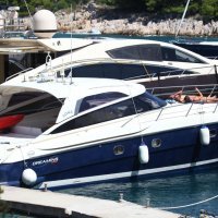 Brod bivšeg košarkaša Dine Rađe