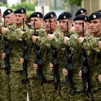 Andrej Plenković i Damir Krstičević na otvorenju vojarne u Sinju