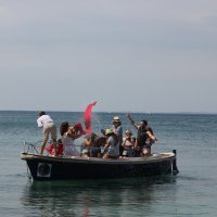 Rade Šerbedžija porinuo u more barku Dragana Nikolića