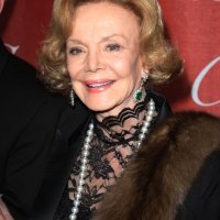 U 90. godini preminula Barbara Sinatra