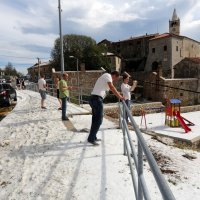 Plomin se zabijelio usred ljeta