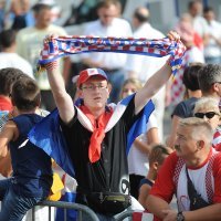 Hrvatski navijači na Trgu bana Jelačića (1)