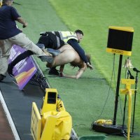 Golać uletio na stazu prije finala na 100 m (6)