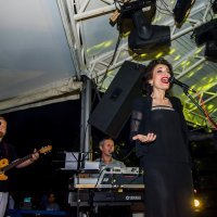 Doris Dragović u Primoštenu