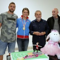 Sandra Perković vratila se sa zlatom