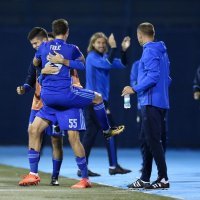 Fiolić slavi gol sa suigračem