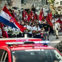 Mimohodom vatrogasaca i obitelji obilježena 10 godišnjica Kornatske tragedije