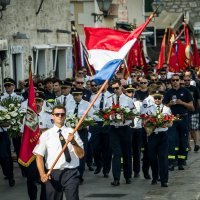 Mimohodom vatrogasaca i obitelji obilježena 10 godišnjica Kornatske tragedije
