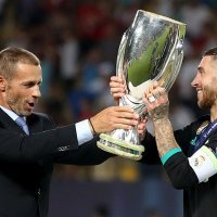 Aleksander Čeferin (lijevo) i Sergio Ramos