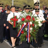 Mimohod sjećanja na stradale vatrogasce povodom 10. obljetnice kornatske tragedije uTisnom