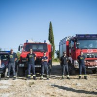 Kolinda Grabar Kitarović i ministar Damir Krstičević obišli su požarište na planini Promini