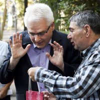 Javna tribina Opasnost suvremenog fašizma, na kojoj su uvodničari bili bivši predsjednici Stjepan Mesić i Ivo Josipović