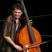 U predstavi 'Kontrabas' 2011.