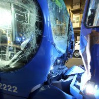 Sudar dva tramvaja i osobnog automobila u Tratinskoj ulici