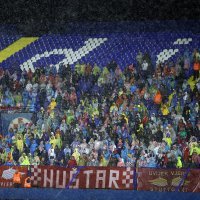 Navijači na Maksimiru pokisli do gole kože (4)