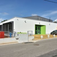 Novoizgrađena škola  u Žbandaju