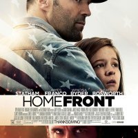 Izabela Vidovic s Jasonom Stathamom u 'Homefront'