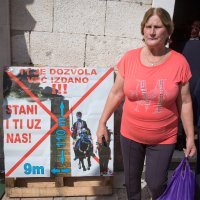 Veliki prosvjed građana protiv izgradnje termoelektrane na Perući