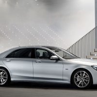 Mercedes Benz S560e