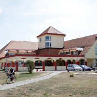 Zgrada Poliklinike Medikol