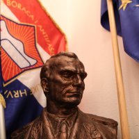 Hrvatski antifašisti za povratak znakovlja