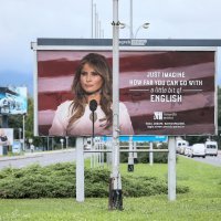 Plakati s Melanijom Trump