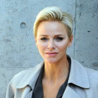 Princeza Charlene na Armani reviji