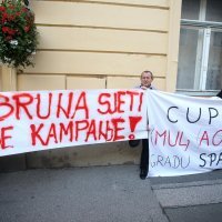 Prosvjed ispred Gradske skupštine protiv izgradnje spalionice otpada u Resniku (3)