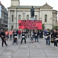 Na Trgu Petra Preradovića održan je prosvjedni skup "Za besplatni i dostupan pobačaj"
