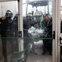 Policija onemogućava referendum za nezavisnost Katalonije