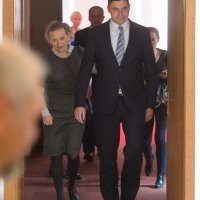 Davor Bernardić daje izjavu u Saboru