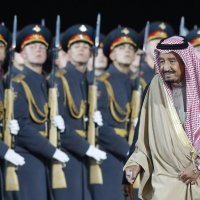 Svečeni doček saudijskog kralja Salmana u zračnoj luci Vnukovo