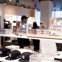 Items: Is Fashion Modern