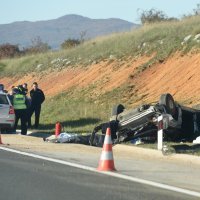 Dvojica poginula u slijetanju mercedesa na A1 između odmorišta Jadovo i Zir