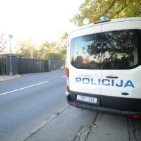 Pretres doma Piruške Canjuge