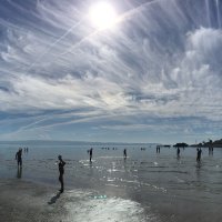 Sunčani dan na plaži Bačvice