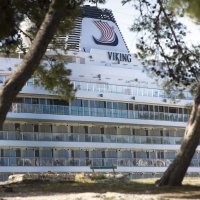 Kruzer u splitskoj luci