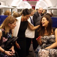 Iva Balaban s prijateljicama